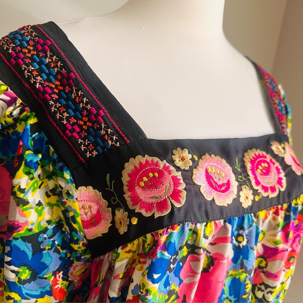 Johnny Was Silk Embroidered Floral Boho Peasant Tunic M